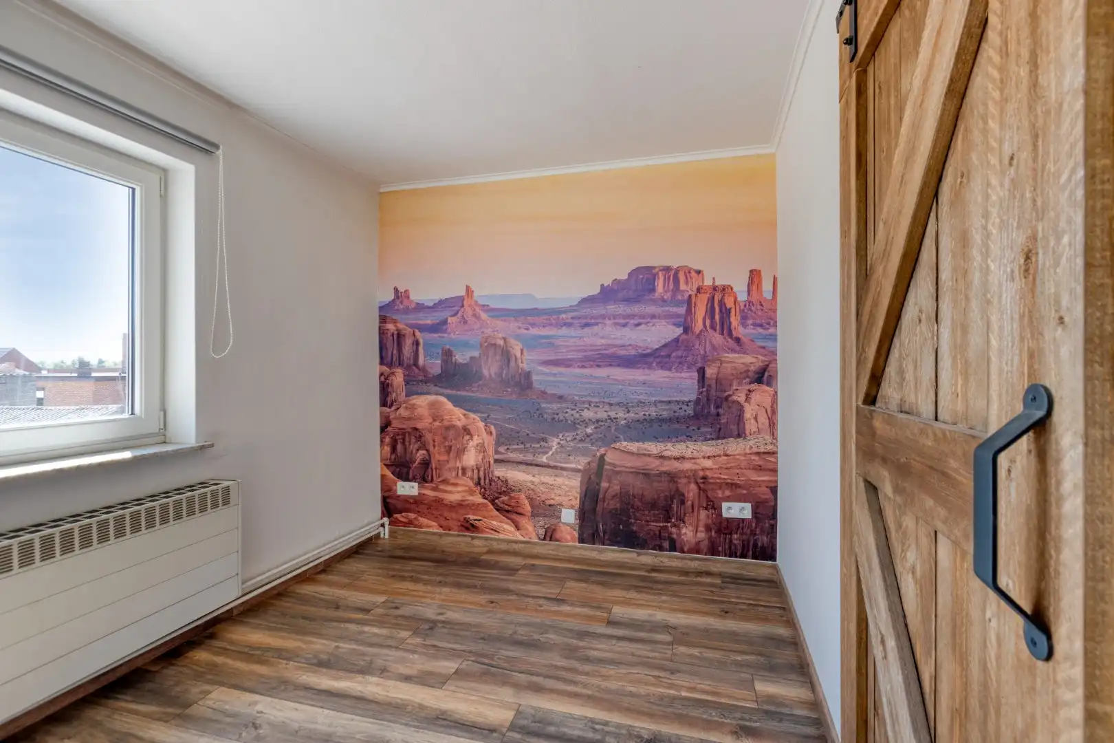 Gezellig ingerichte woning met hobbyruimte en tuin + toegang achterom foto 18