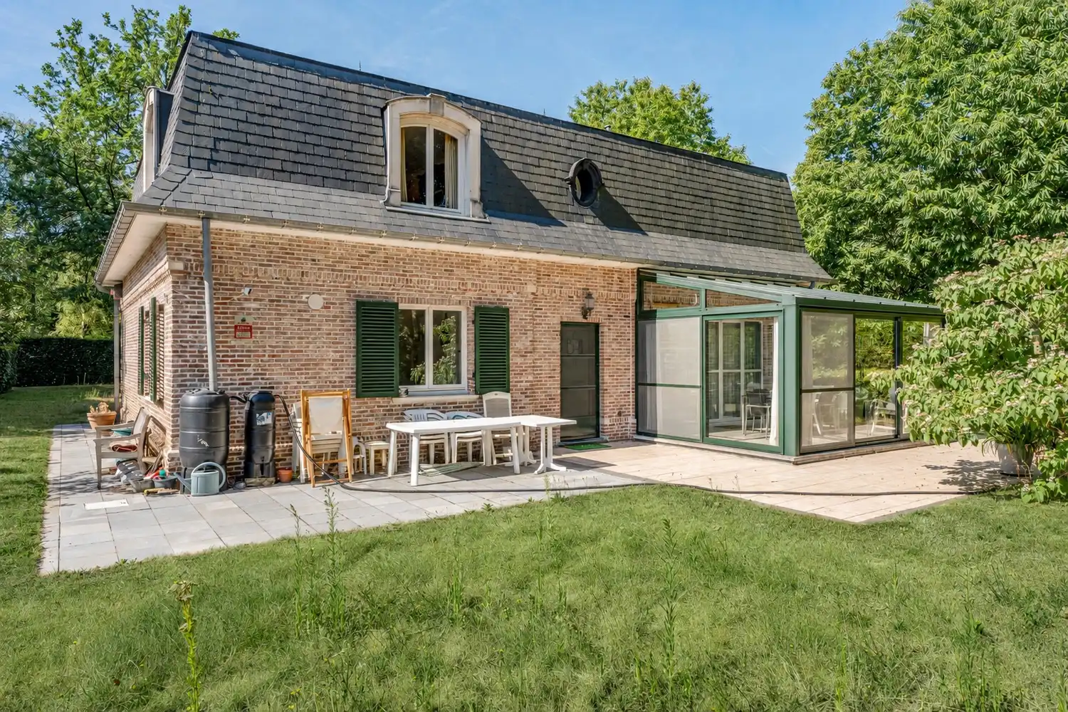 Uitzonderlijke villa met prachtig zuidgericht bouwperceel in residentieel Linden foto 2