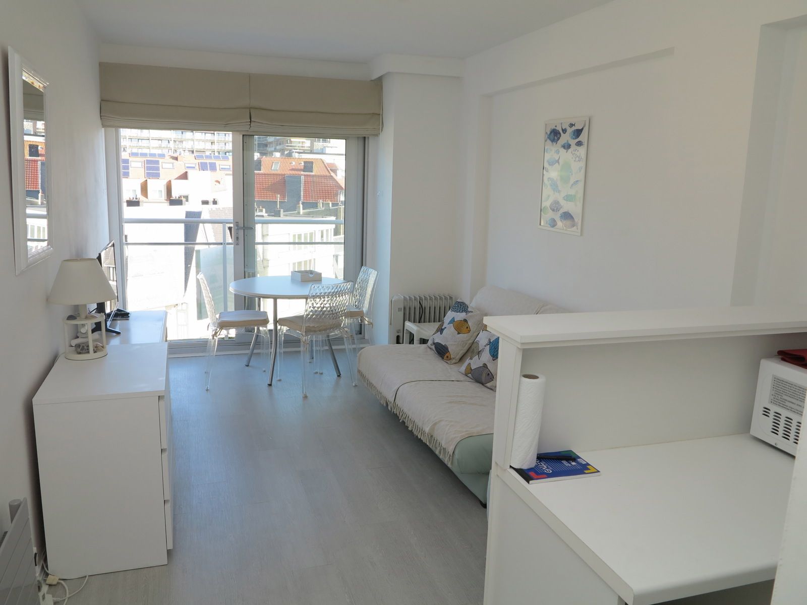Res. SEA BREEZE foto {{pictureIndex}}
