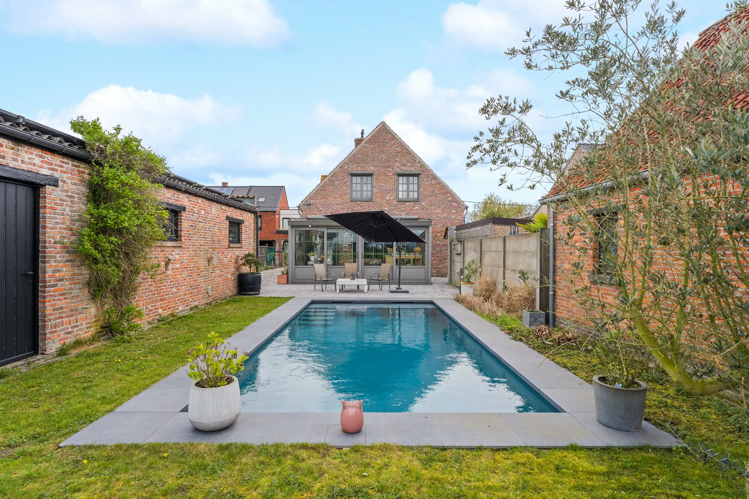 Instapklare open bebouwing met zwembad in Zele foto 3