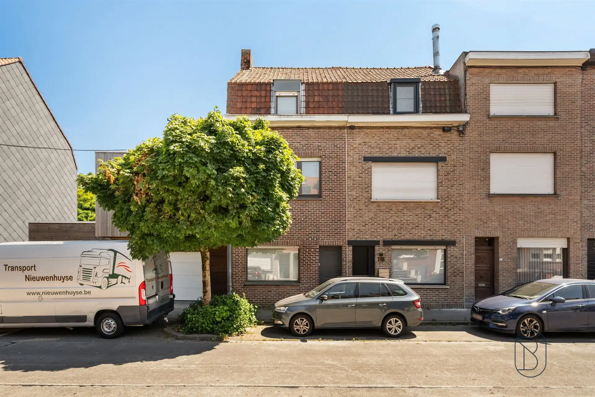 Instapklare gezinswoning met 4 slaapkamers en zonnige tuin! foto 13