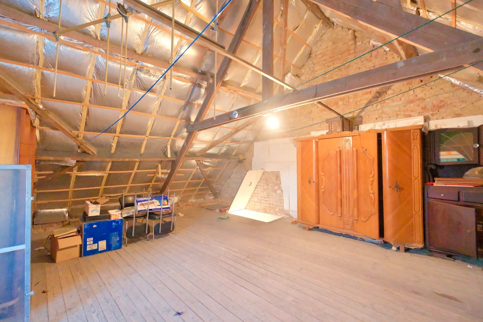Lichtervelde - 3 SLPK woning mét garage op perceel van 672 m²! foto 14