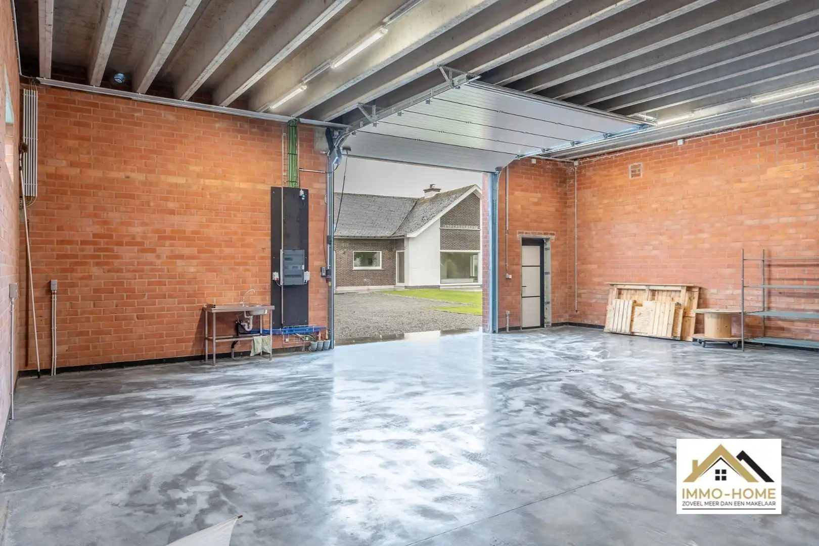 riante woning MET magazijn in alle rust foto 5