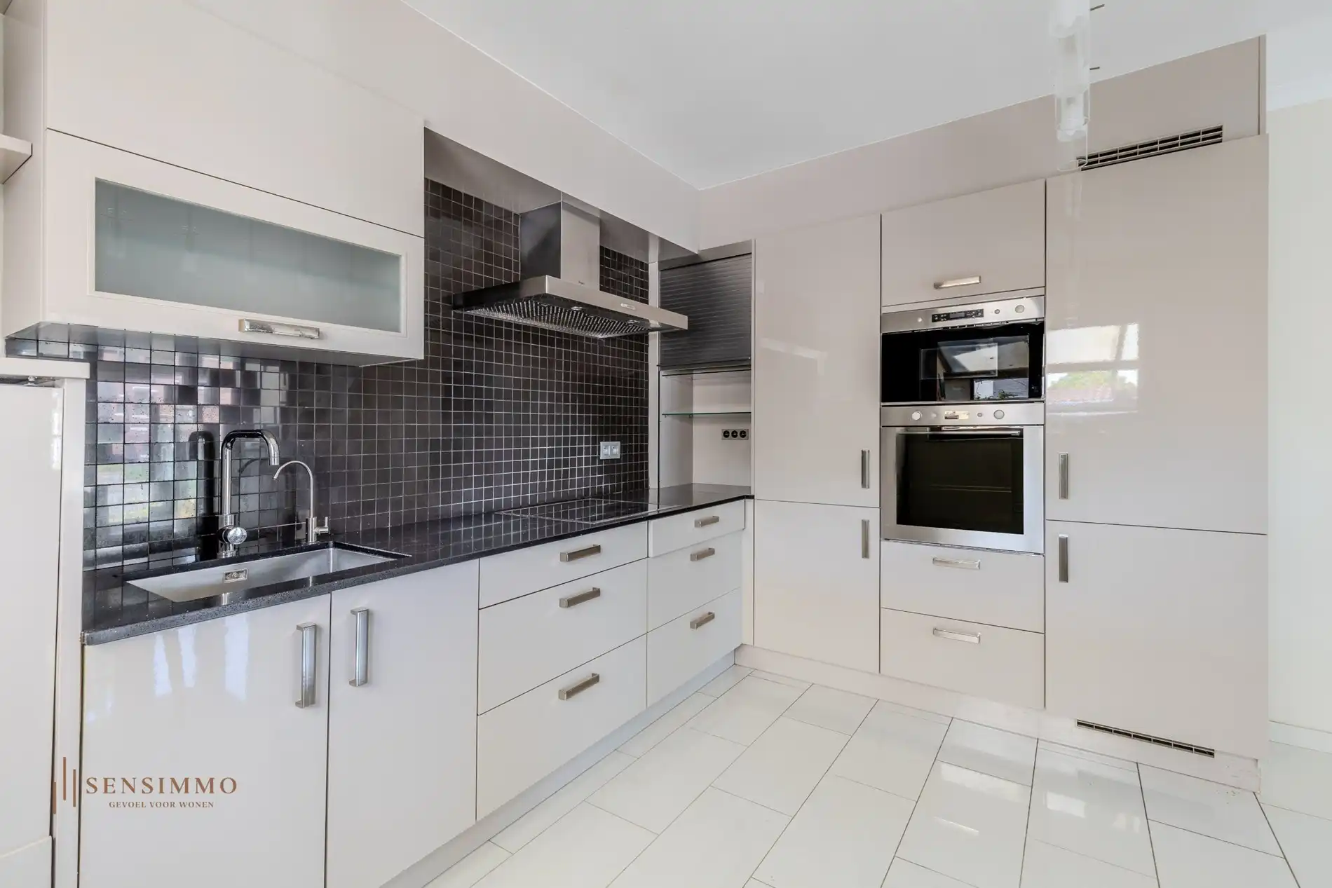 Charmante mijnwerkerswoning met 3 slaapkamers nabij de Stalenstraat foto 9