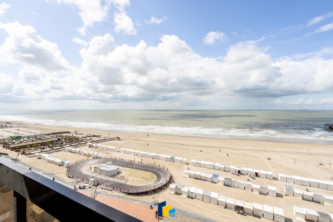 Volledig vernieuwd app met zeezicht – klasse, rust en comfort aan de kust foto 4