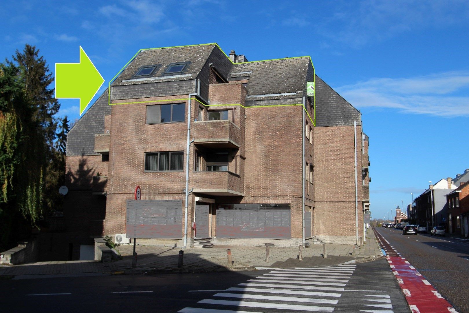 Ruim appartement (124m²) met zonneterras en garage te Tongeren  foto 26