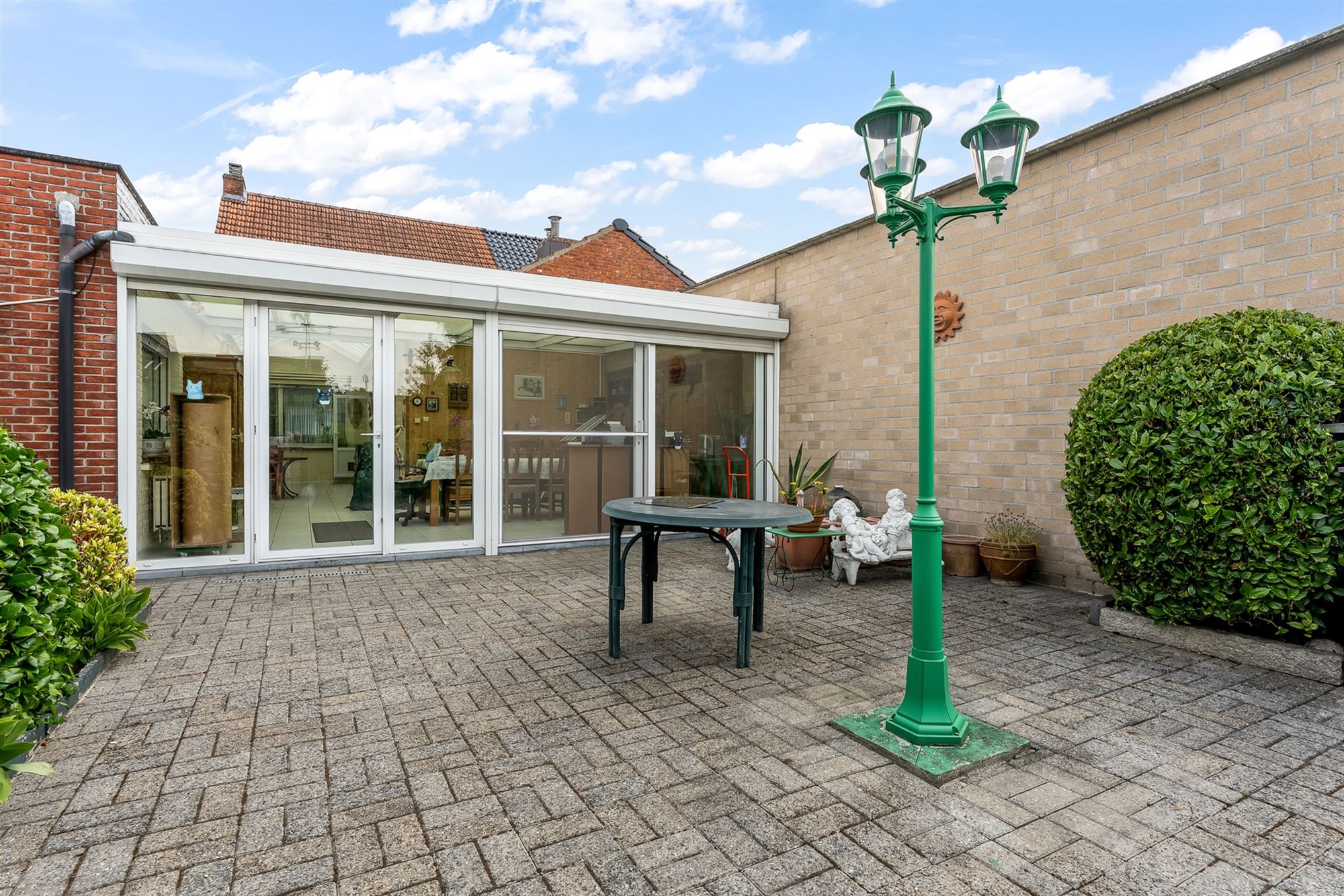PERFECT ONDERHOUDEN WONING MET RUIME GARAGE EN BIJGEBOUW foto 29