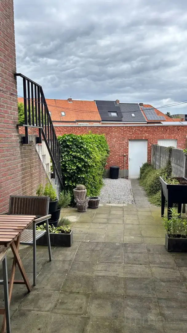Gelijkvloers appartement met tuin en garage foto 9