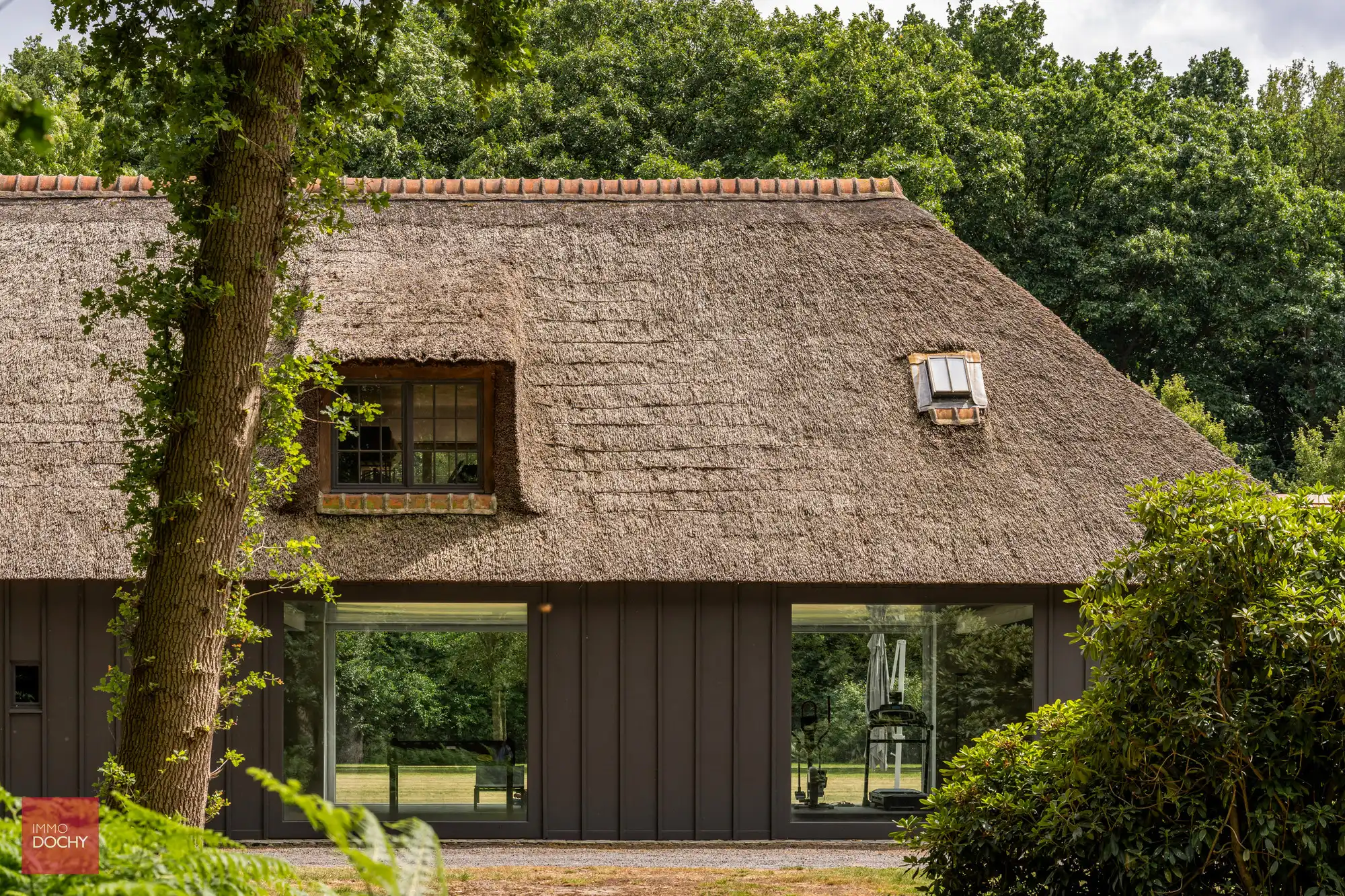 Unieke eigendom in alle rust en privacy op ca. 5,4ha foto 16