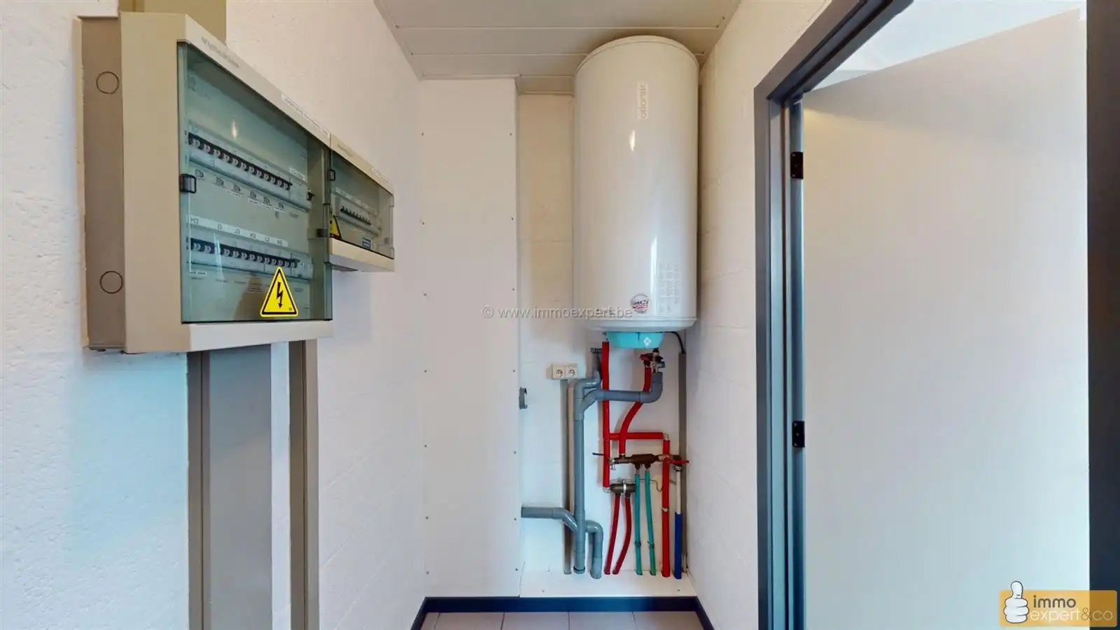 TERNAT: Eengezinswoning met 5 slpks en 2 badkamers foto 27