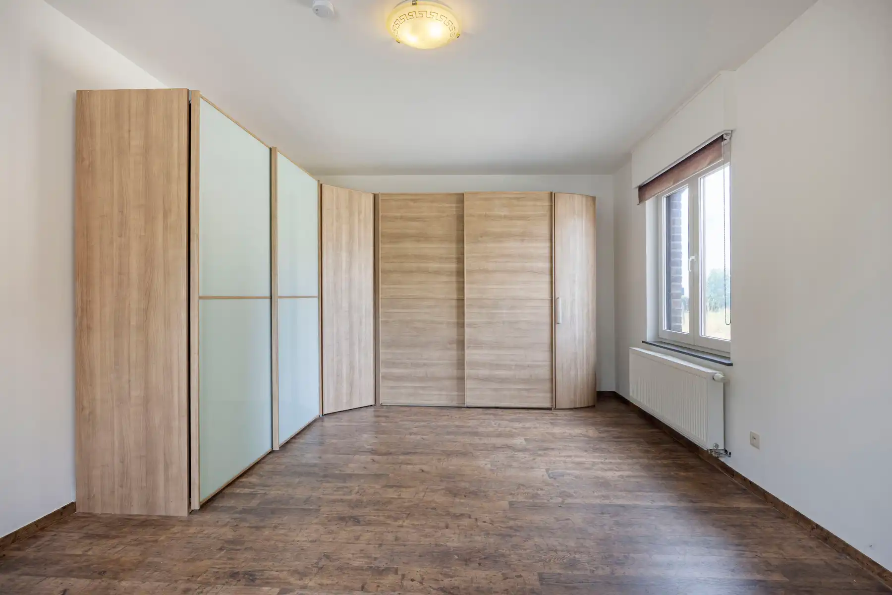 Uitzonderlijk ruime woning in landelijke omgeving foto 7