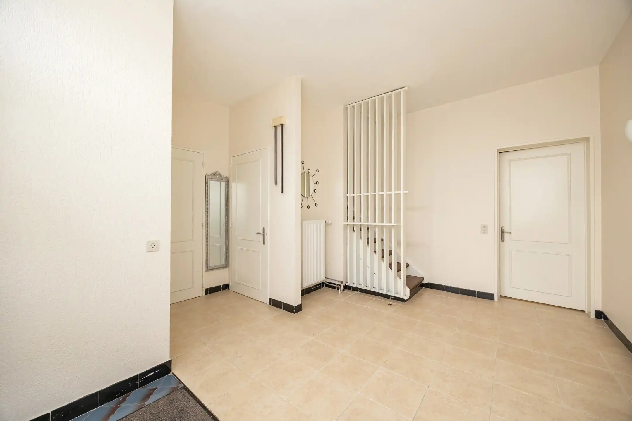 Instapklare gezinswoning met 3 slaapkamers foto 13