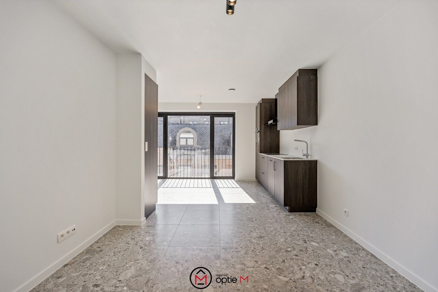 Wonen in het hart van Hasselt – slimme, complete studio foto 4