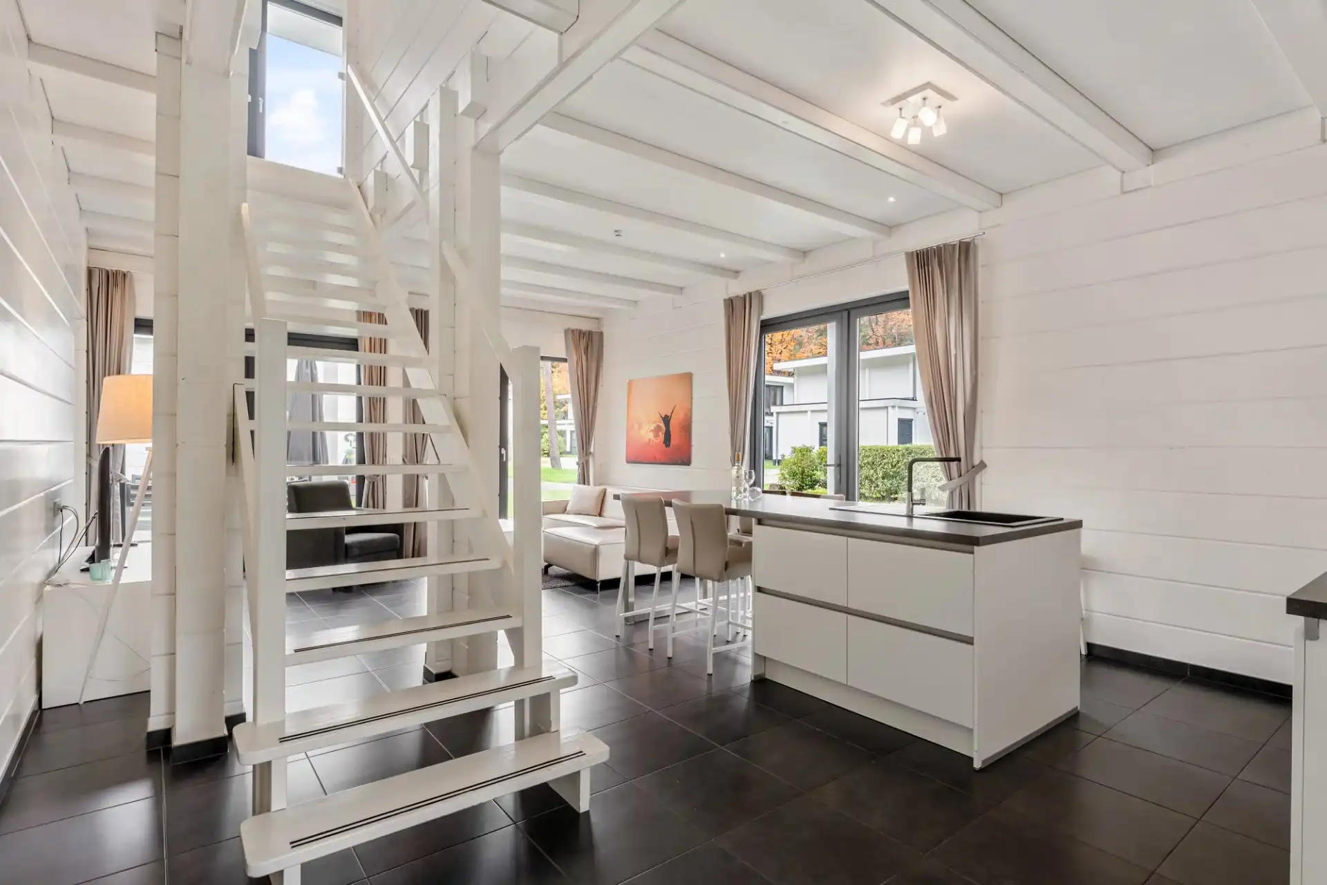 Luxe 4-persoonsvilla met sauna & jacuzzi – zorgeloze investering tot 2034! foto 6