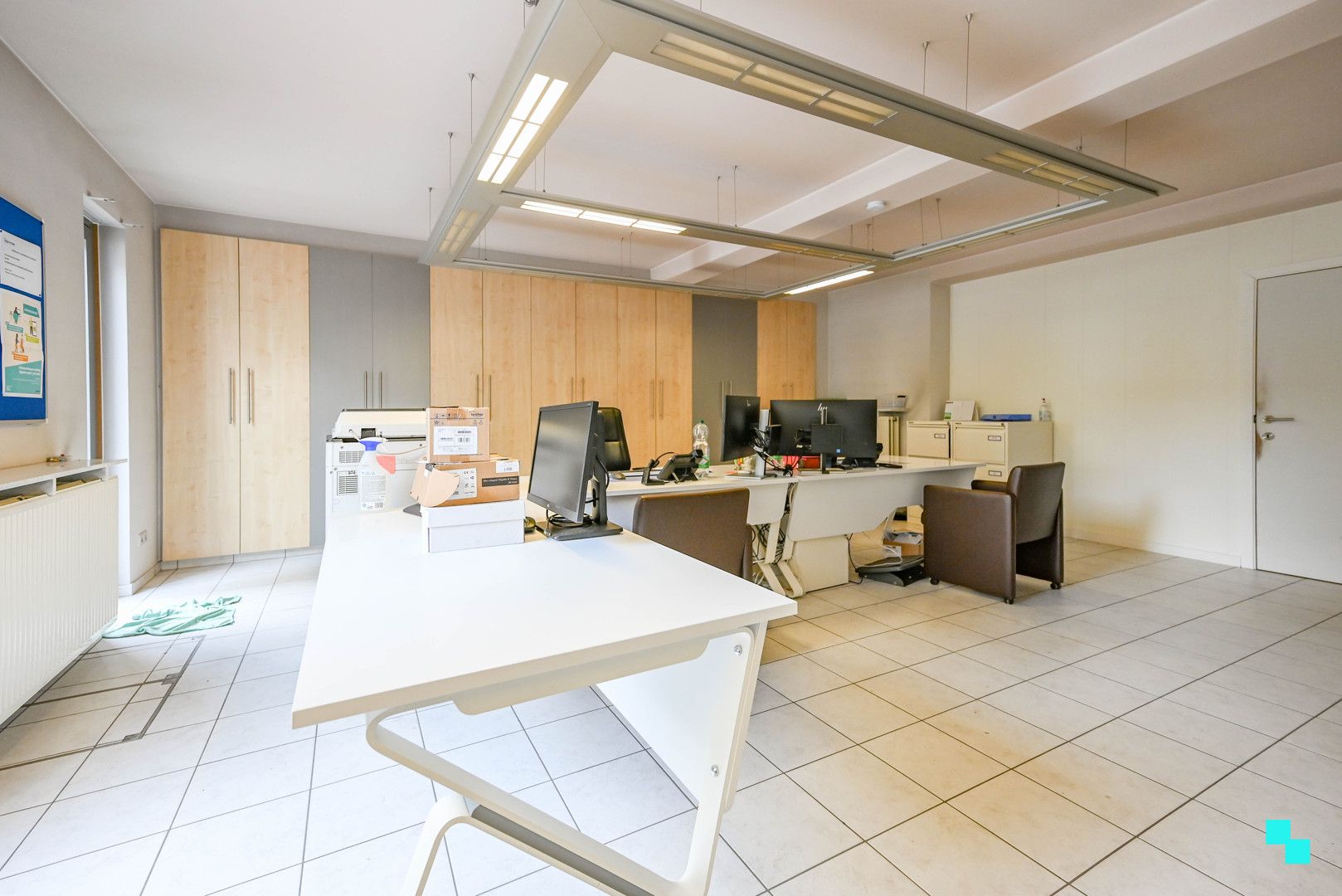 Uiterst centraal gelegen commerciële ruimte foto 10