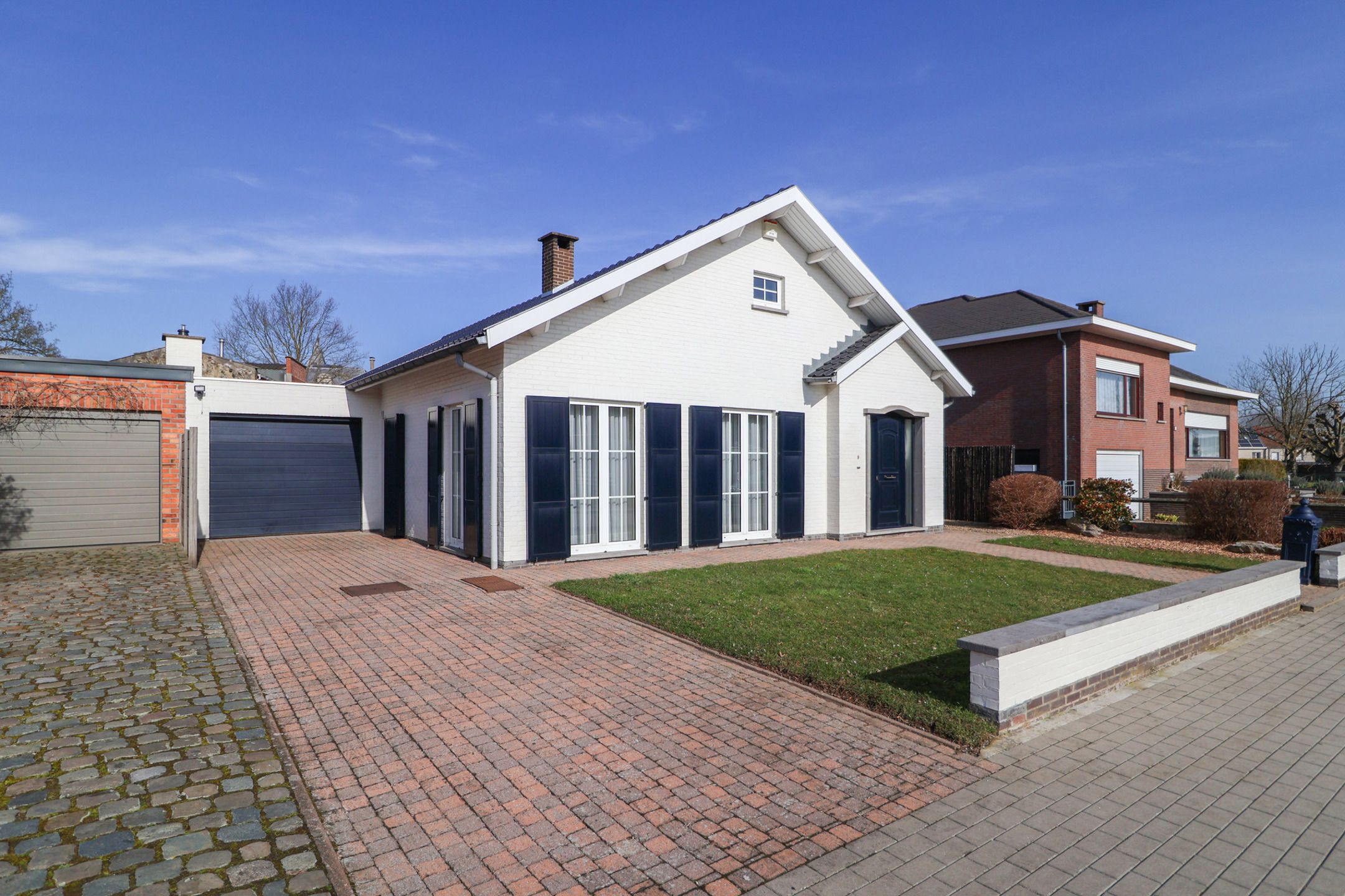 Uitstekend gelegen bungalow foto 2