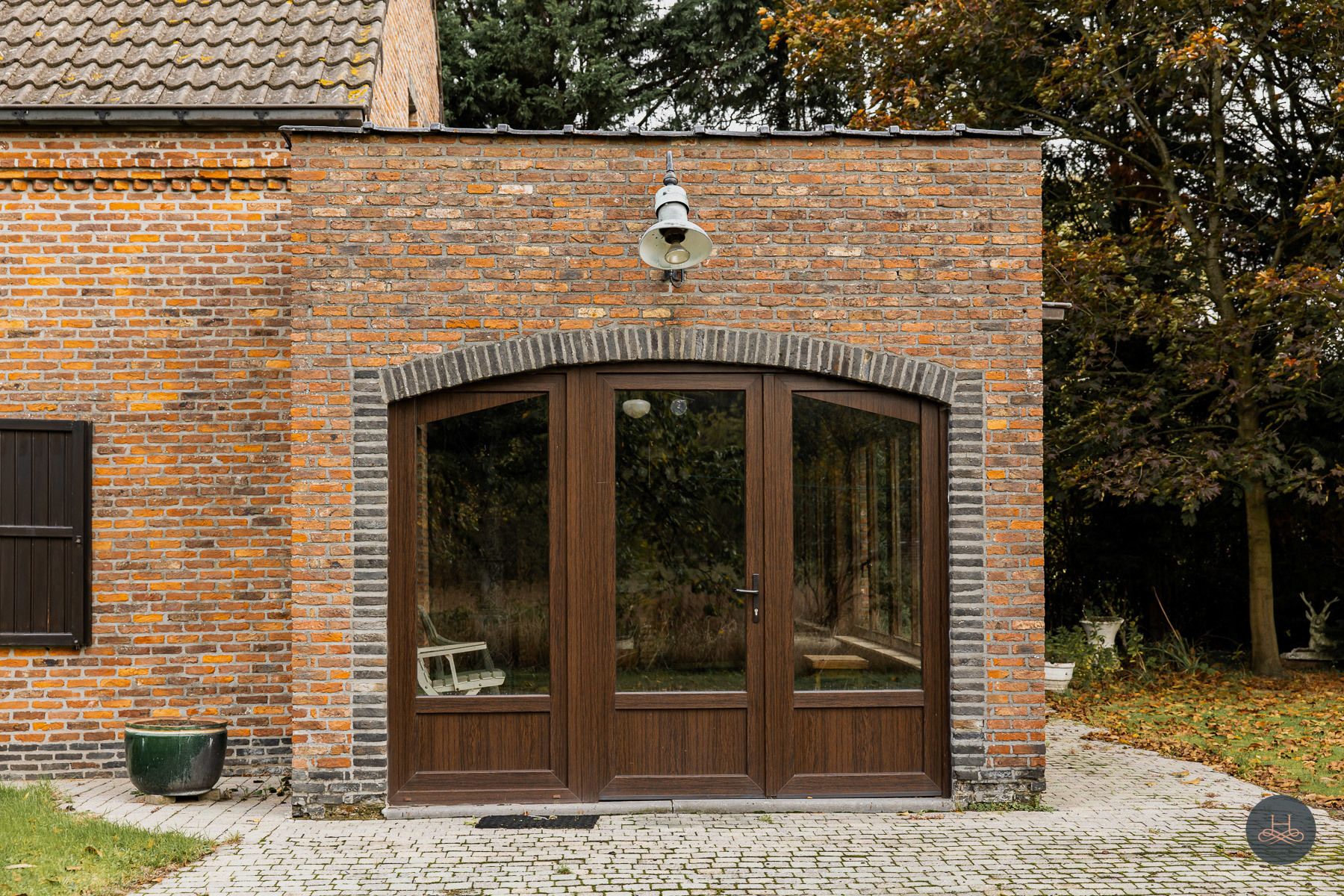 Groen, rustig gelegen woning op 1.71 ha tussen de weilanden foto 7