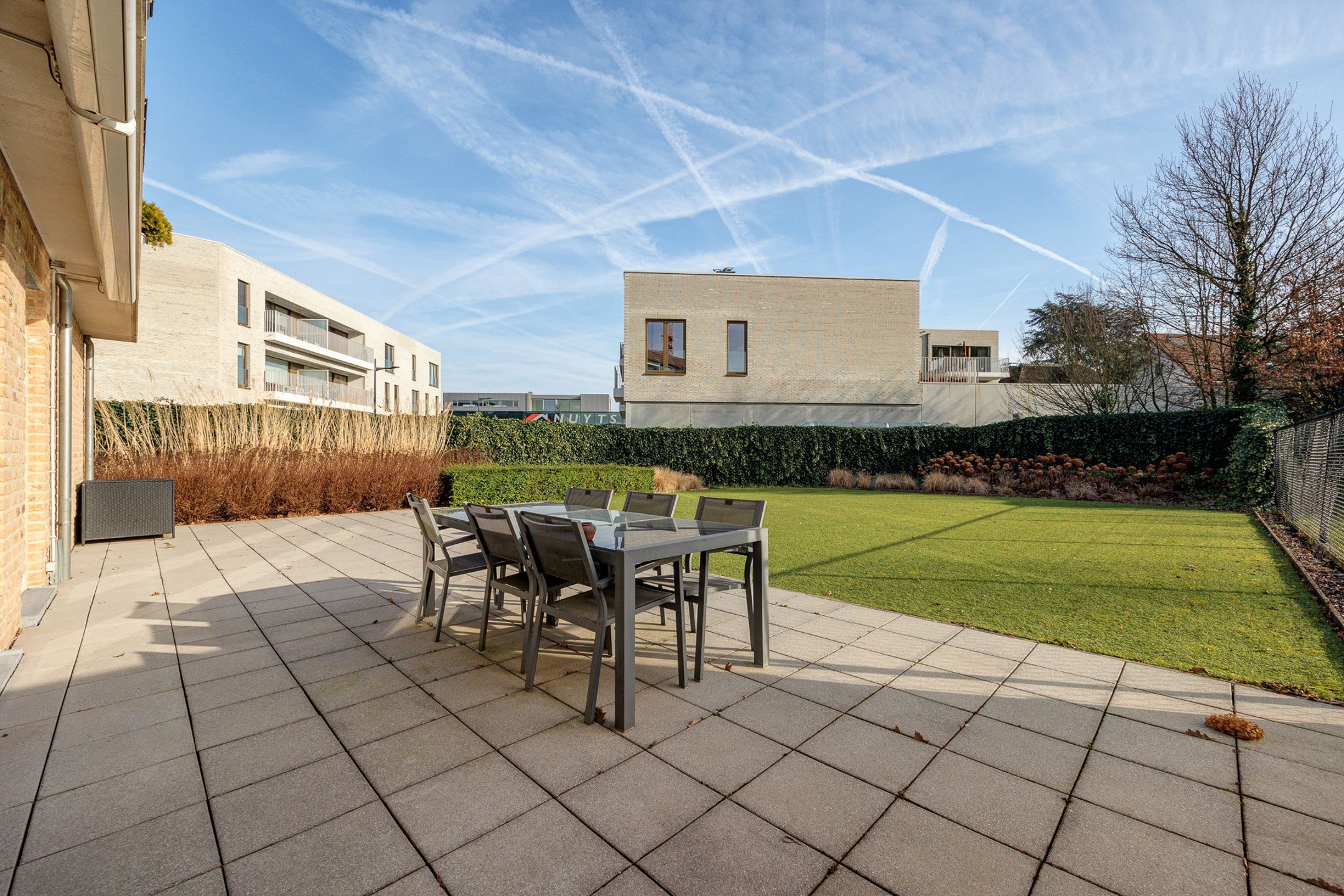 Kantoor 95 m² + tuin en 2 autostaanplaatsen op top locatie foto 18