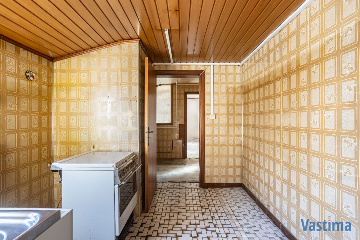 Renovatiewoning met grote tuin nabij centrum Erembodegem foto 11