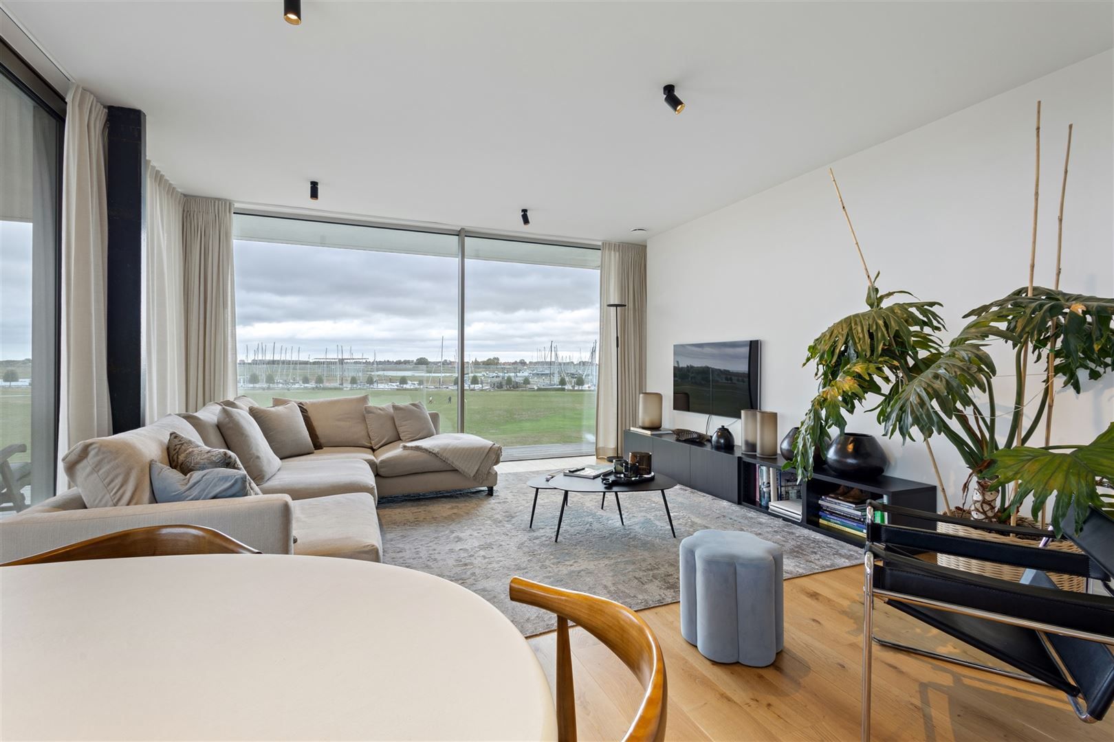 Exclusief hoekappartement 3 slpk in topgebouw Portino foto 5