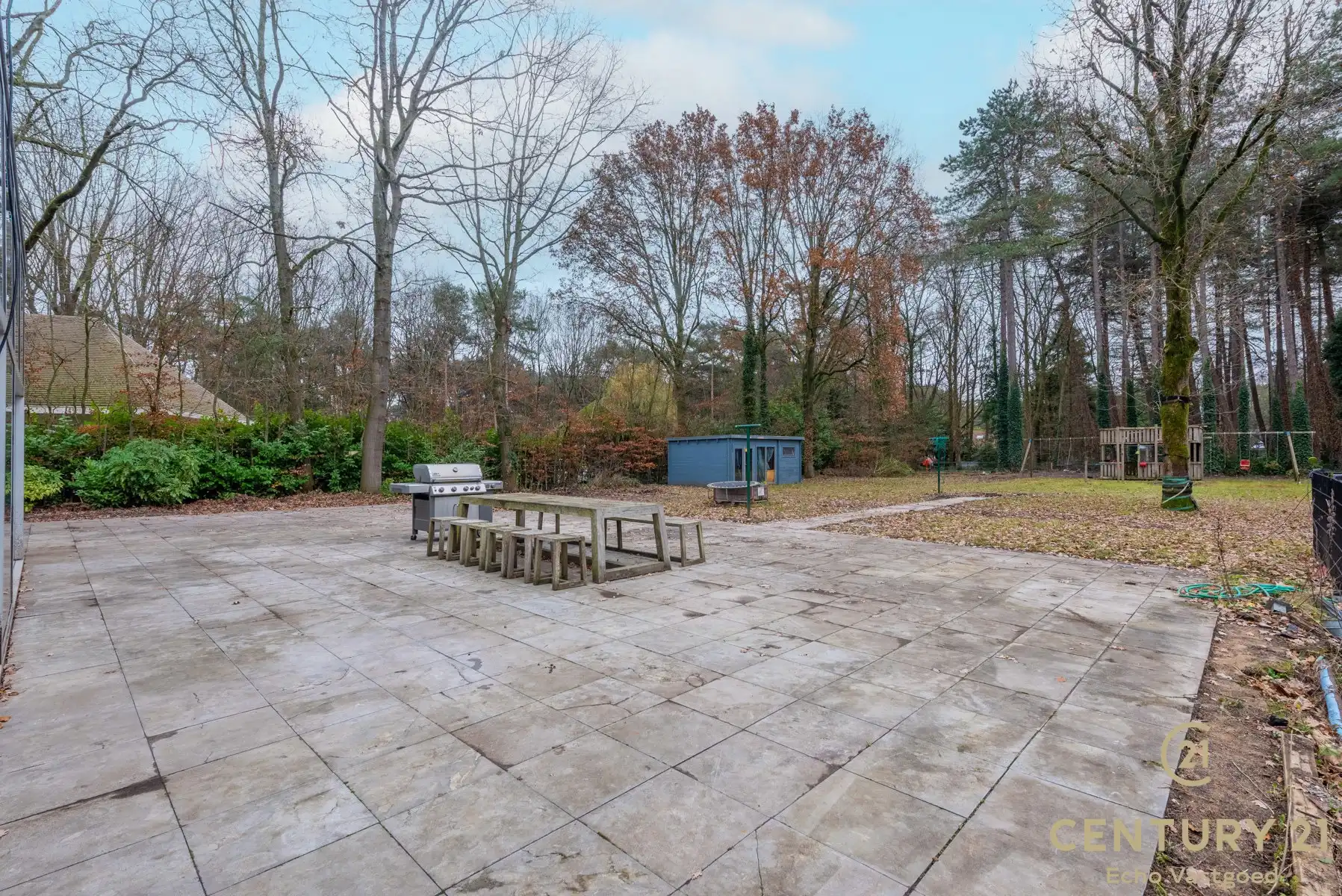 Unieke te renoveren villa in villawijk “De Lint” foto 10