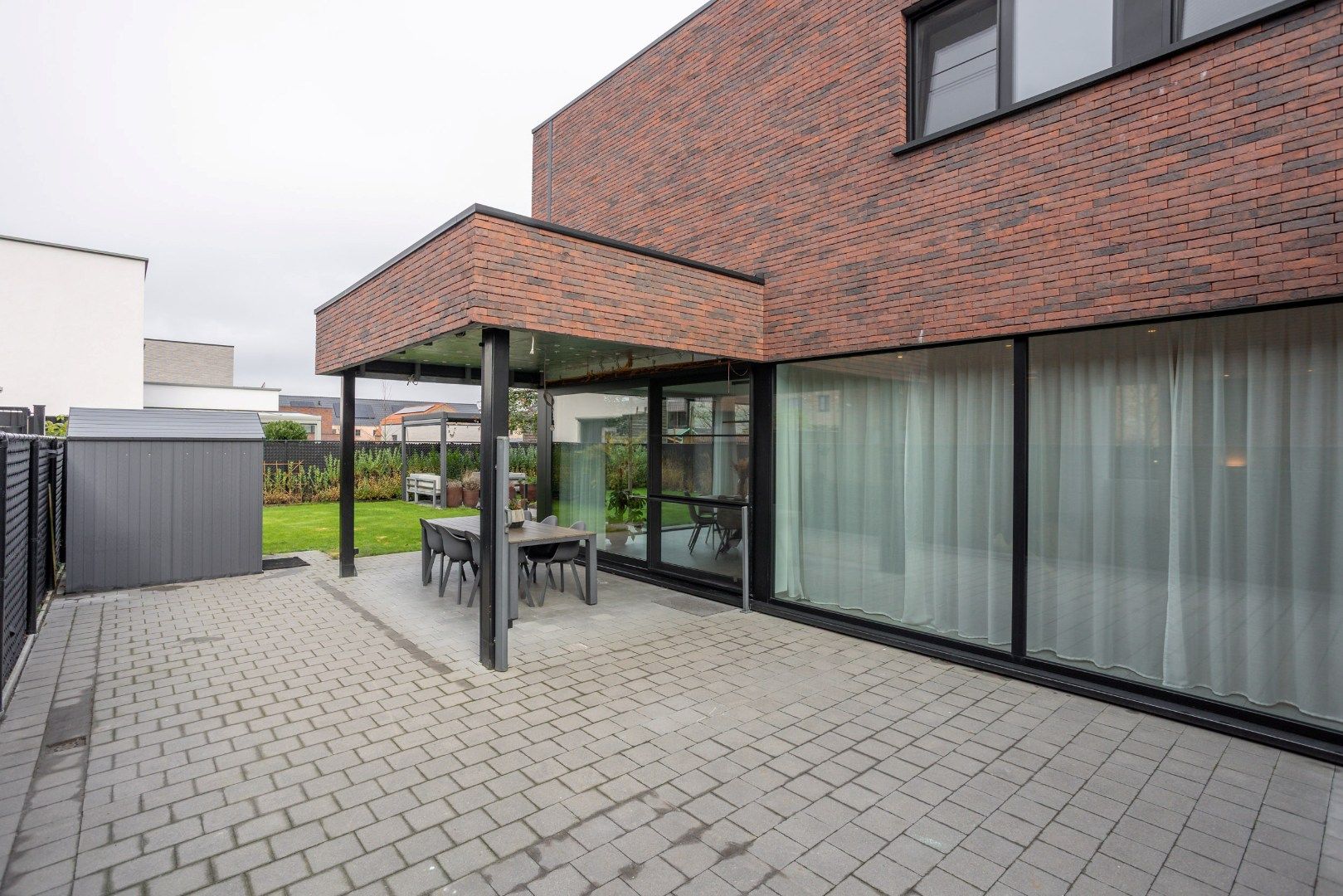 Prachtige, instapklare woning te koop! foto 39