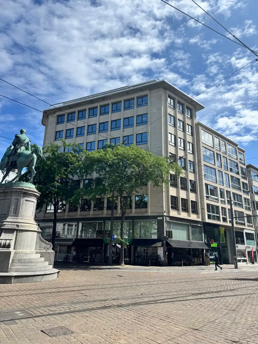 KANTOOR TE HUUR VAN 250 M² IN ANTWERPEN foto 8