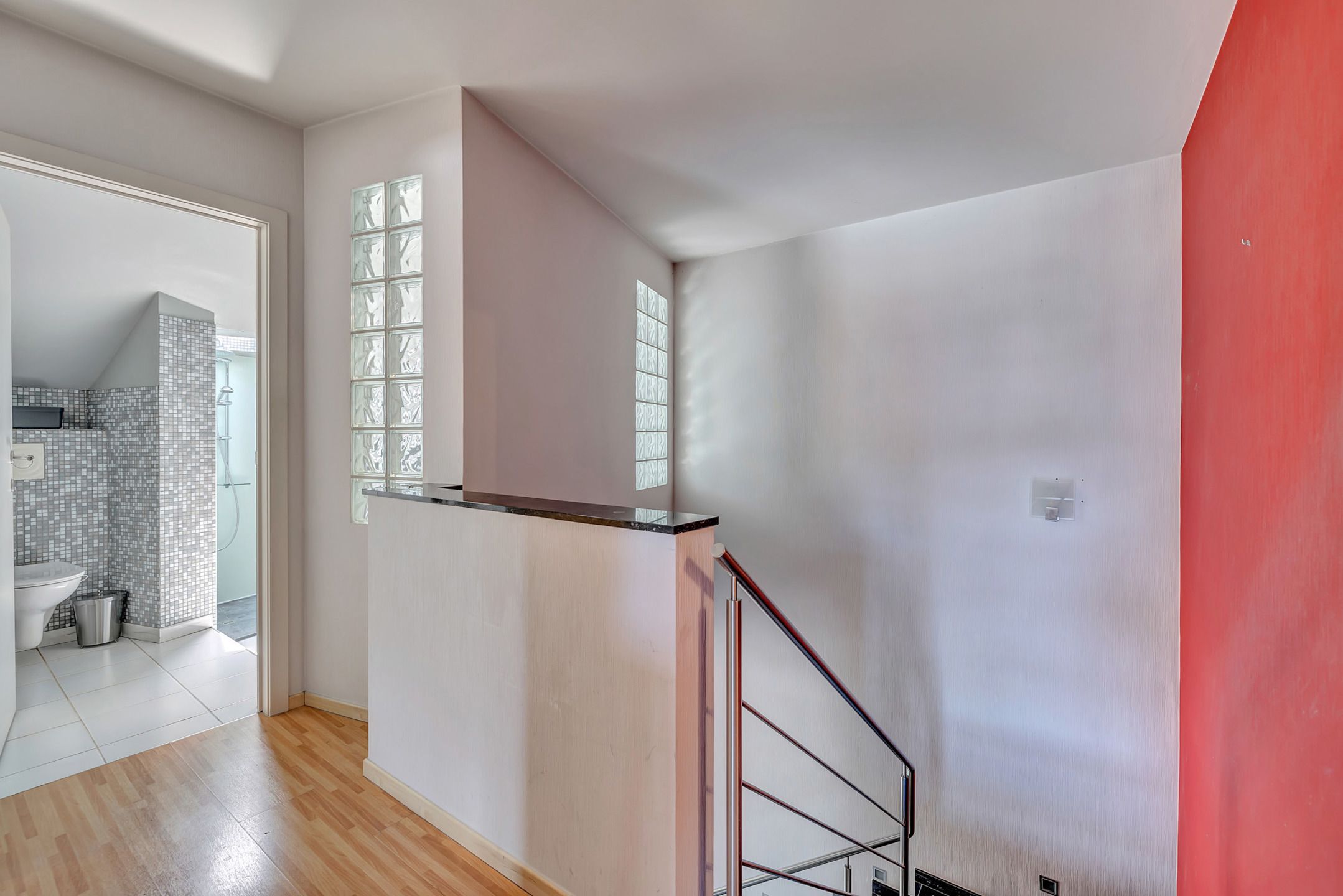 Gezellige, instapklare HOB met garage en tuin foto 20