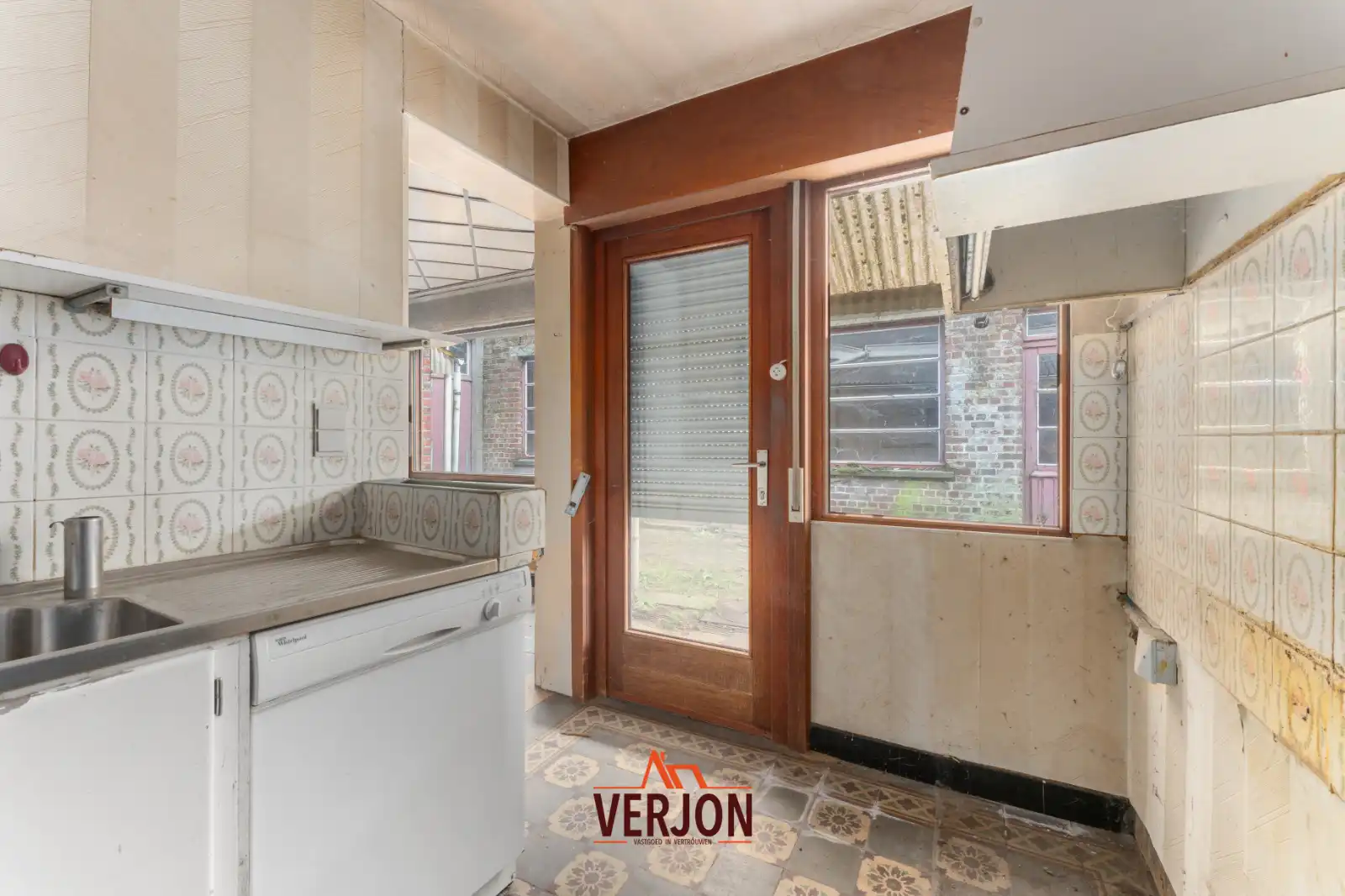 Mis deze knaller van een te renoveren woning niet op 693 m²! foto 9