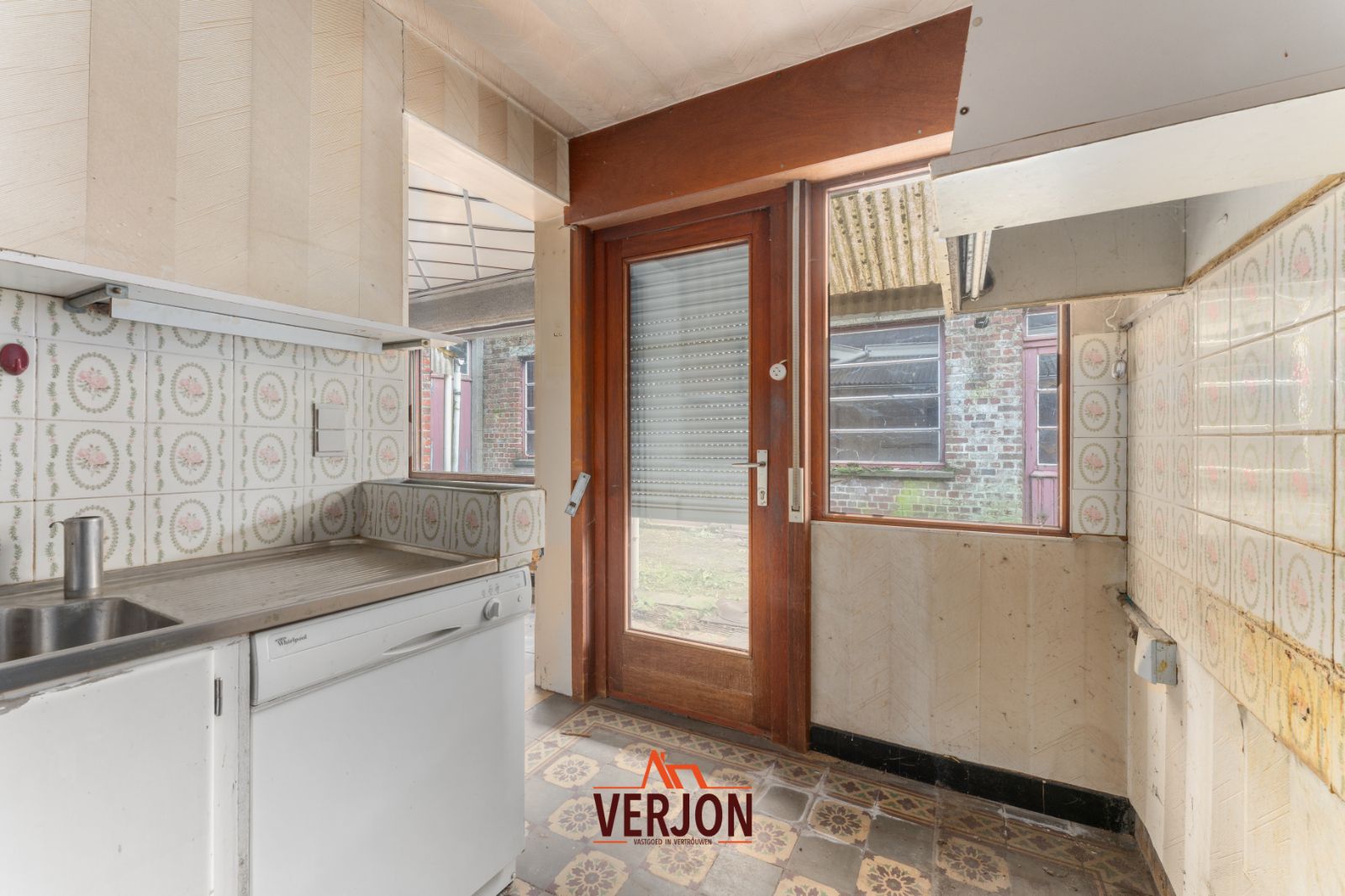 Mis deze knaller van een te renoveren woning niet op 693 m²! foto 9