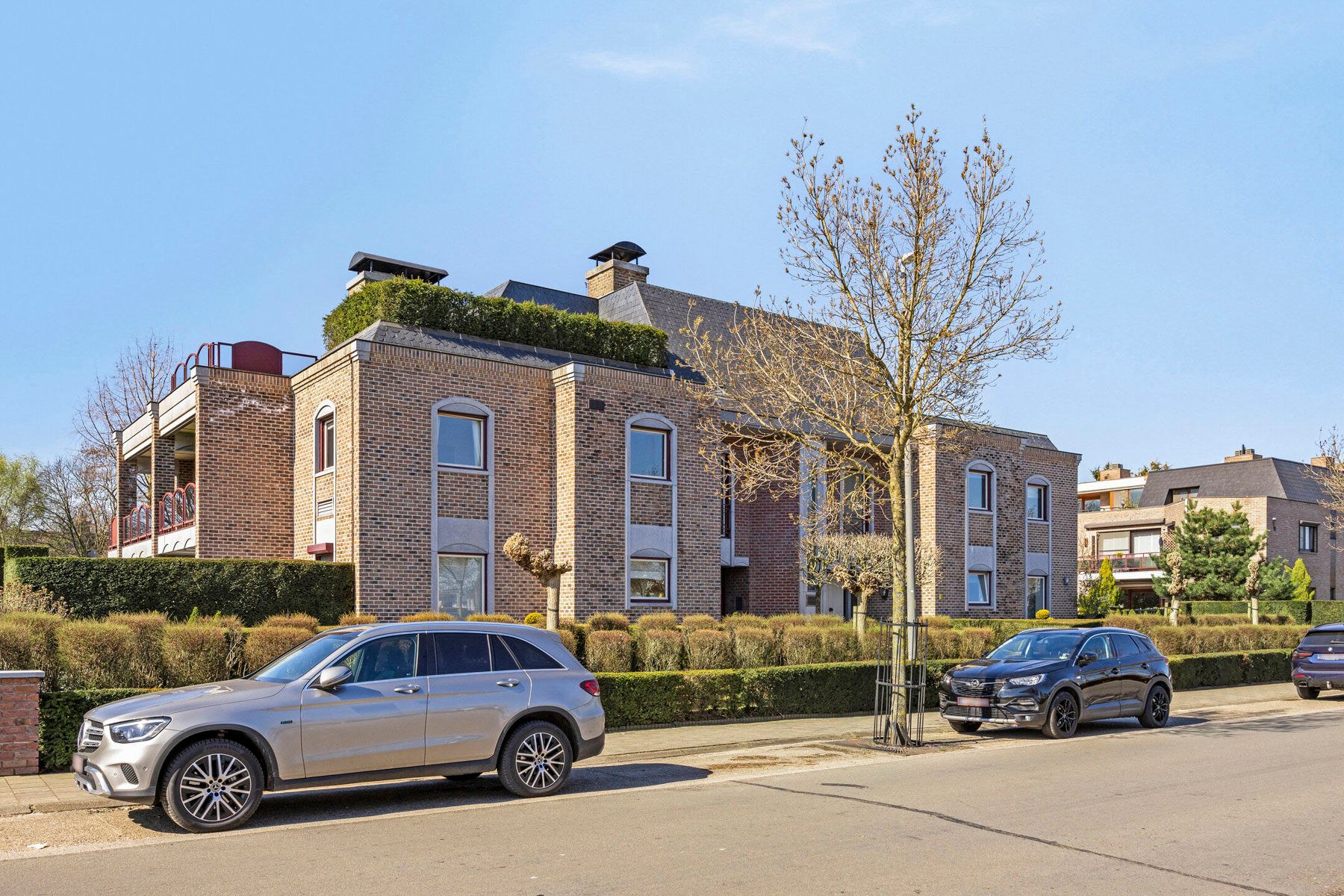 Luxueus appartement met 2 slaapkamers in Maaseik.  foto 2