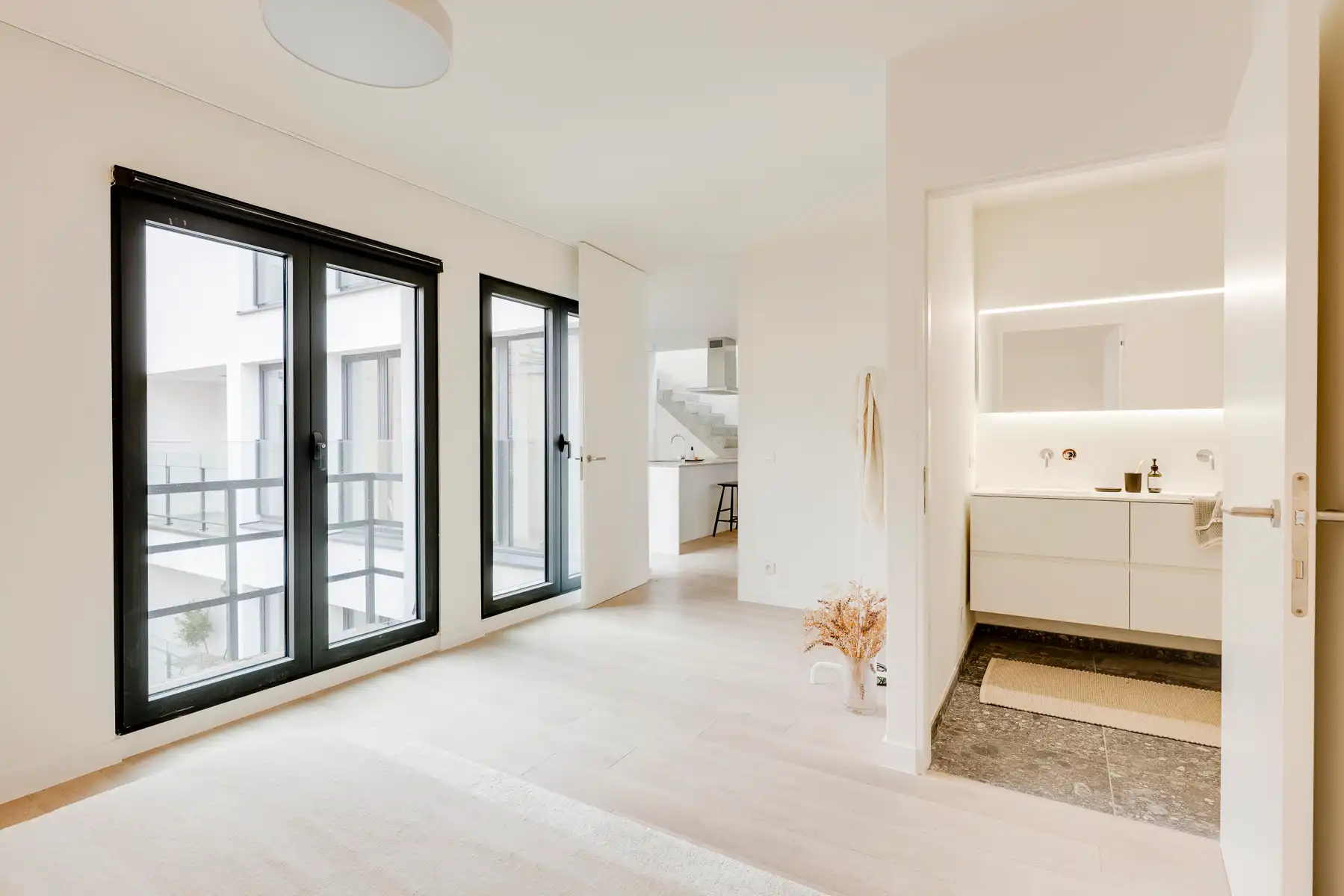 Lichtrijke penthouse met riant terras in hartje Antwerpen foto 5