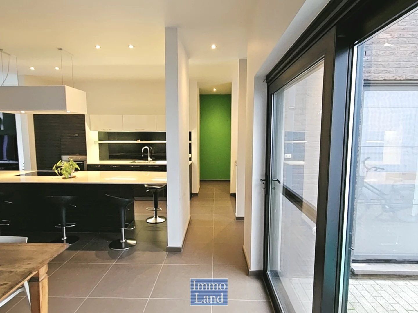 Zeer energiezuinige rustig gelegen woning, binnen de grote ring van Hasselt. foto 45