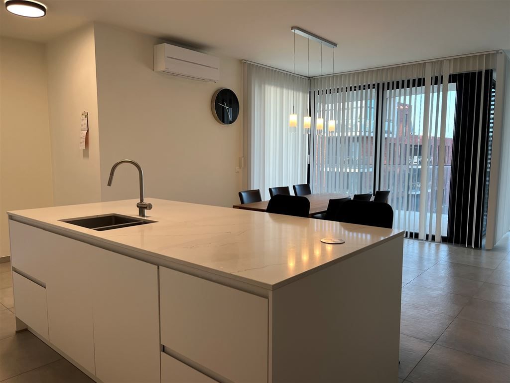 Modern appartement met 2 slaapkamers, gelegen in het centrum van Bree foto 9