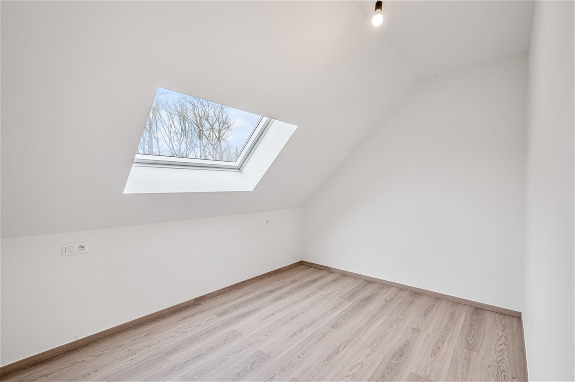 Prachtig gerenoveerde woning te Iddergem foto 9