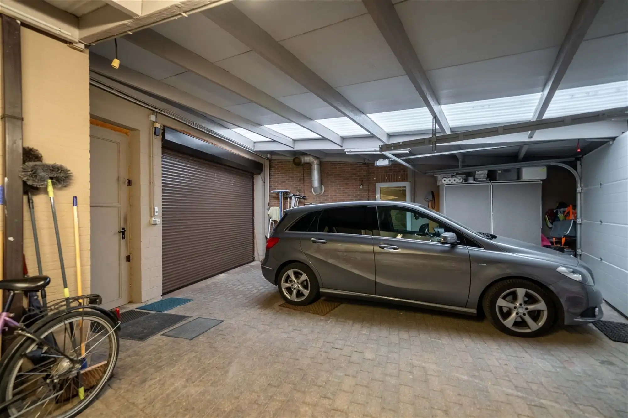 Prachtig handelspand met zaal en ruim appartement te koop! foto 57