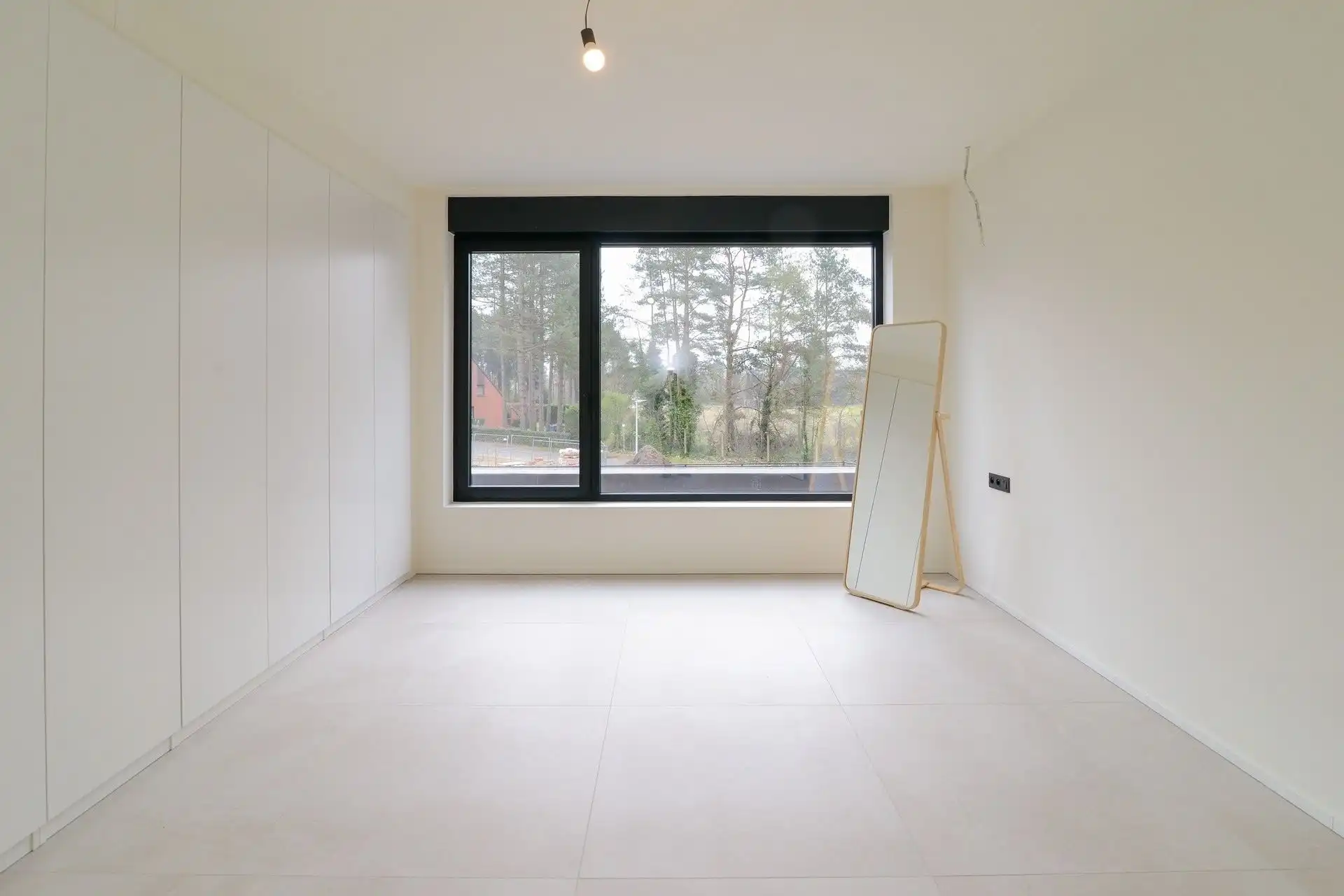 Stijlvolle en instapklare vrijstaande woning op een doodlopende straat  foto 23