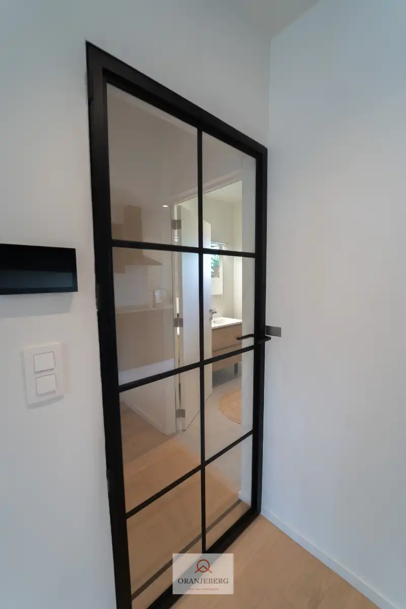 Uitmuntend gelegen gerenoveerde woning ! foto 19