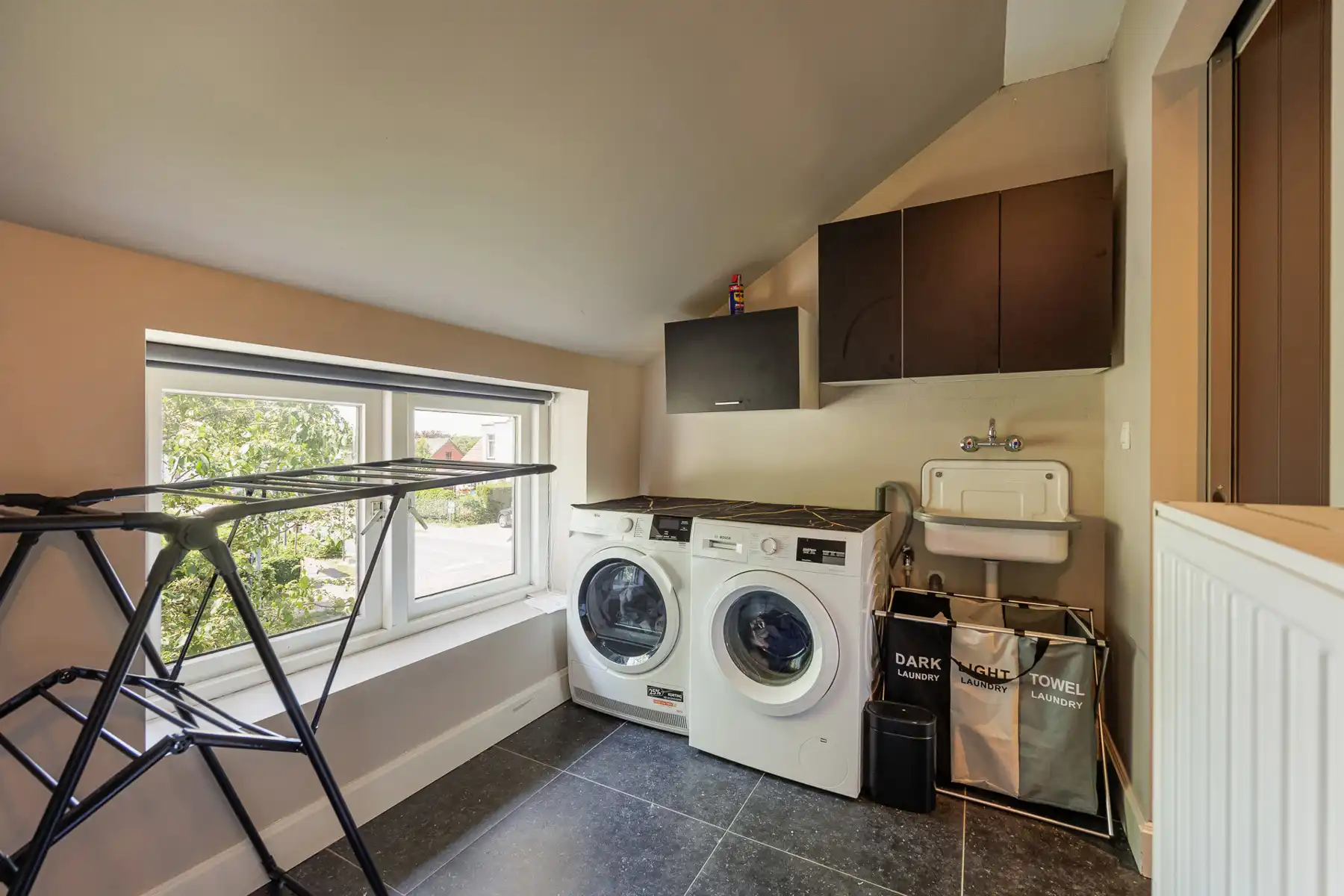 Ruime gezinswoning met 4 slaapkamers op een perceel van 610m². foto 18