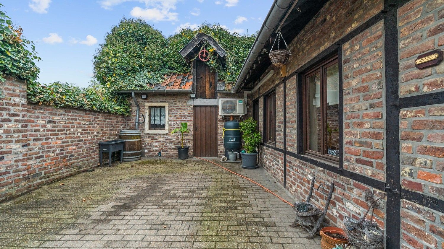 Gelijkvloerse woning in hoevestijl in hartje Wellen foto 15