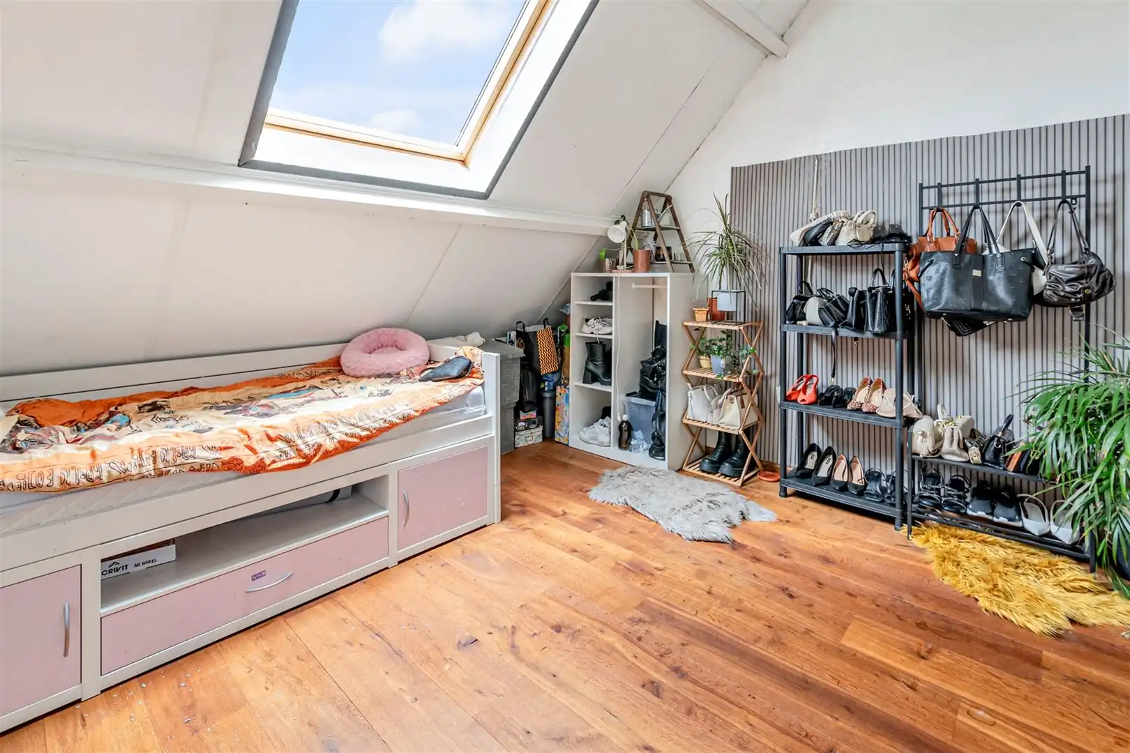 Opbrengsteigendom met drie appartementen  foto 19