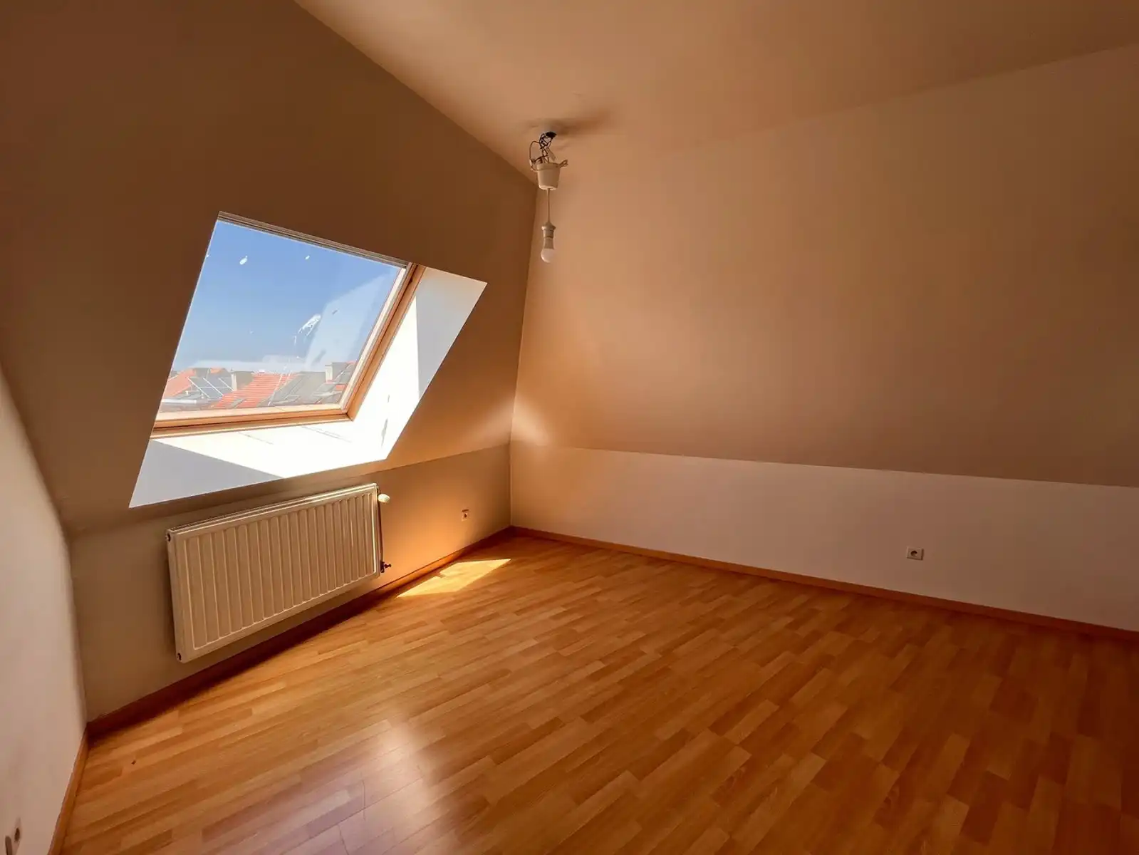 Ruim 2 slaapkamer duplex appartement te huur in Leuven foto 13