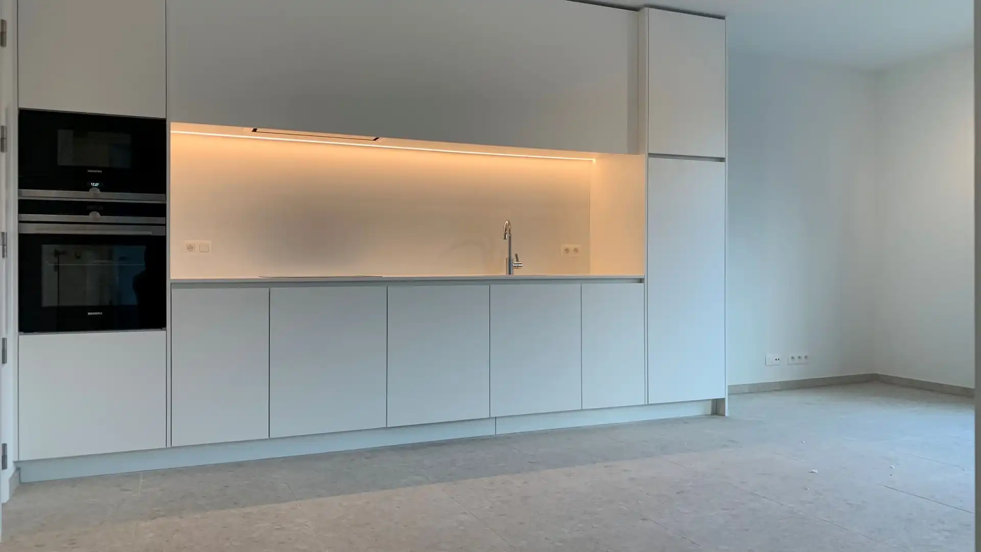 Nieuwbouw appartement + parking en berging te huur foto 3