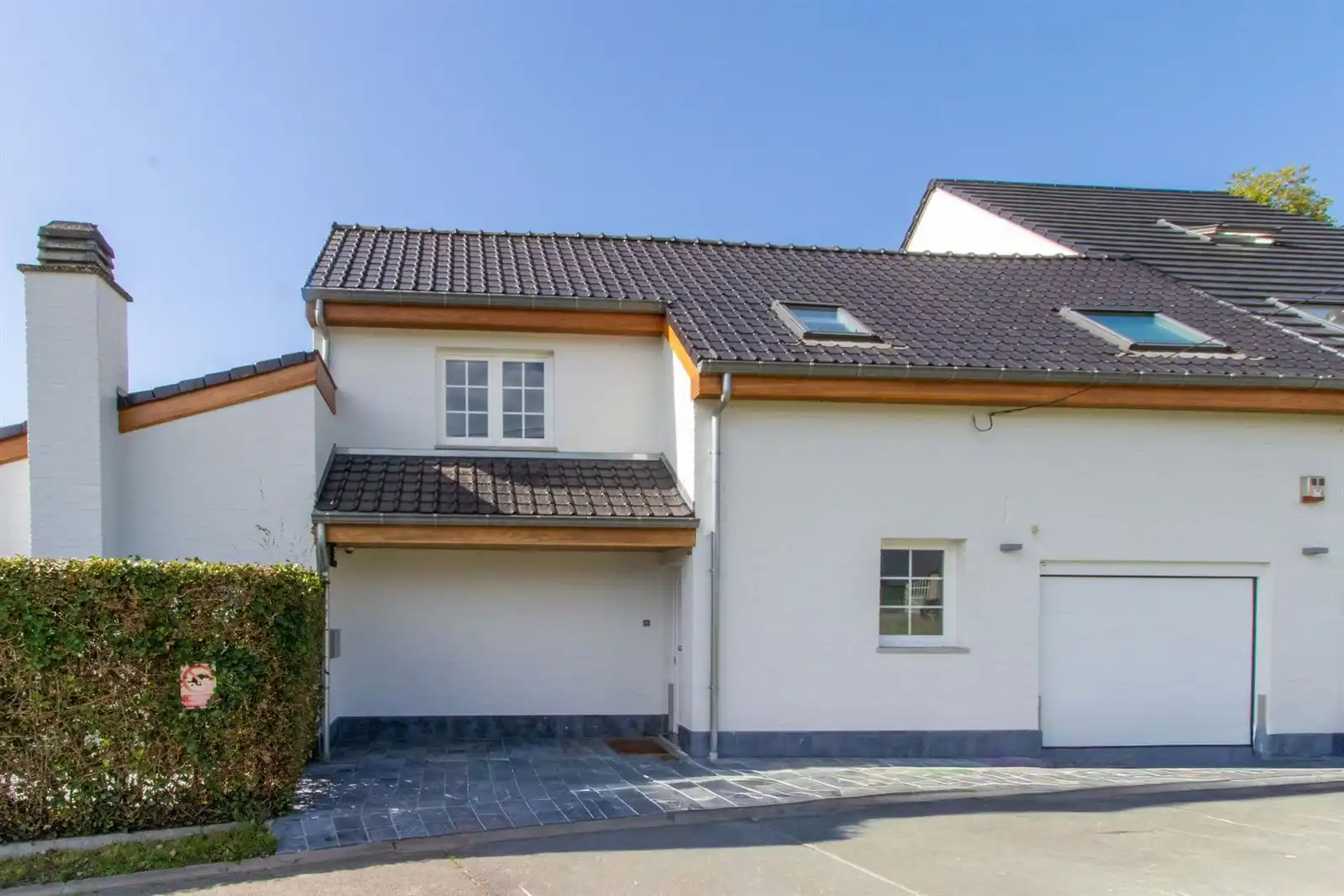 volledig gerenoveerde Woning foto {{pictureIndex}}