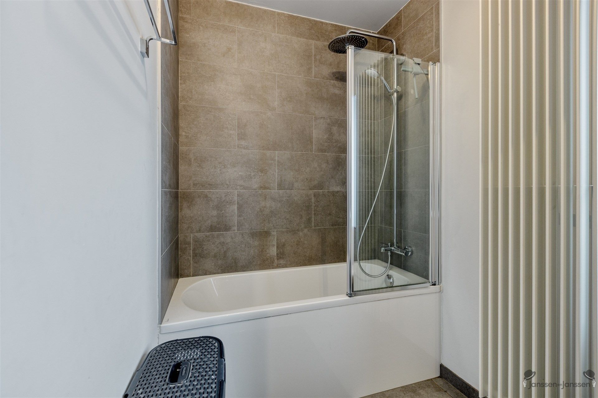 Instapklare gezinswoning met tuin, garage en energiezuinige voorzieningen foto 10