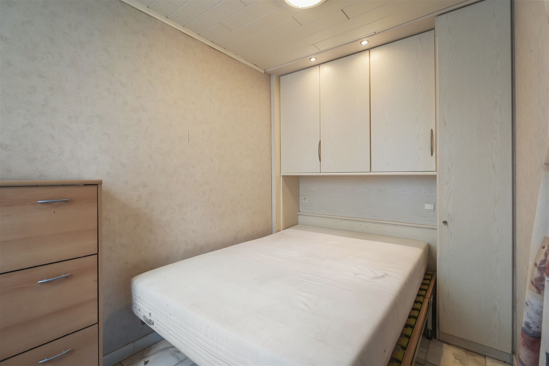 SLAAPHOEK / CENTRALE LIGGING foto 9