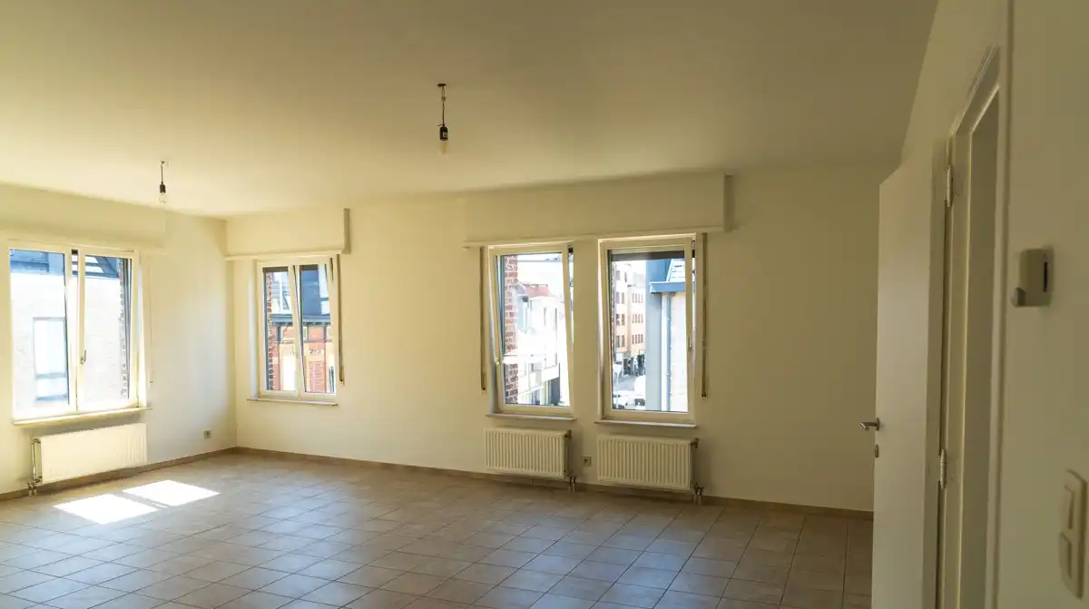 Lichtrijk 3-slaapkamerappartement in hartje Turnhout. foto 4