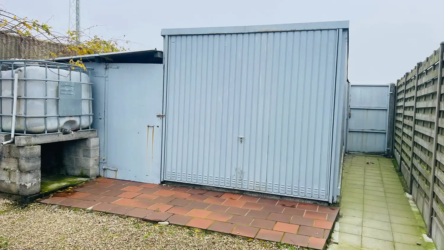 Centraal gelegen woning met 3 slpks, ruime volumes en zonnige buitenruimte foto 21