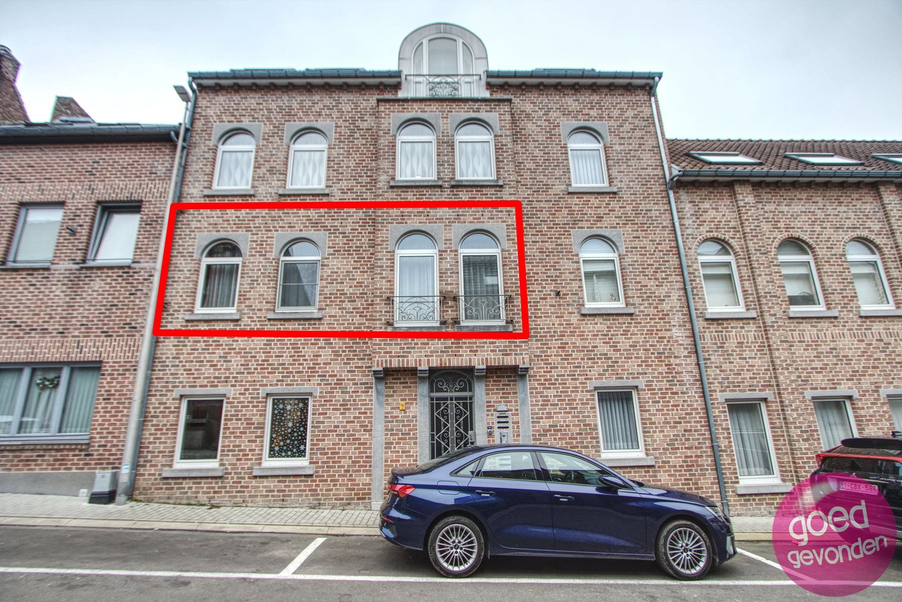 APP - 2 SLK - RUIM TERRAS - KELDER - LIFT - CENTRUM - RUSTIG foto {{pictureIndex}}