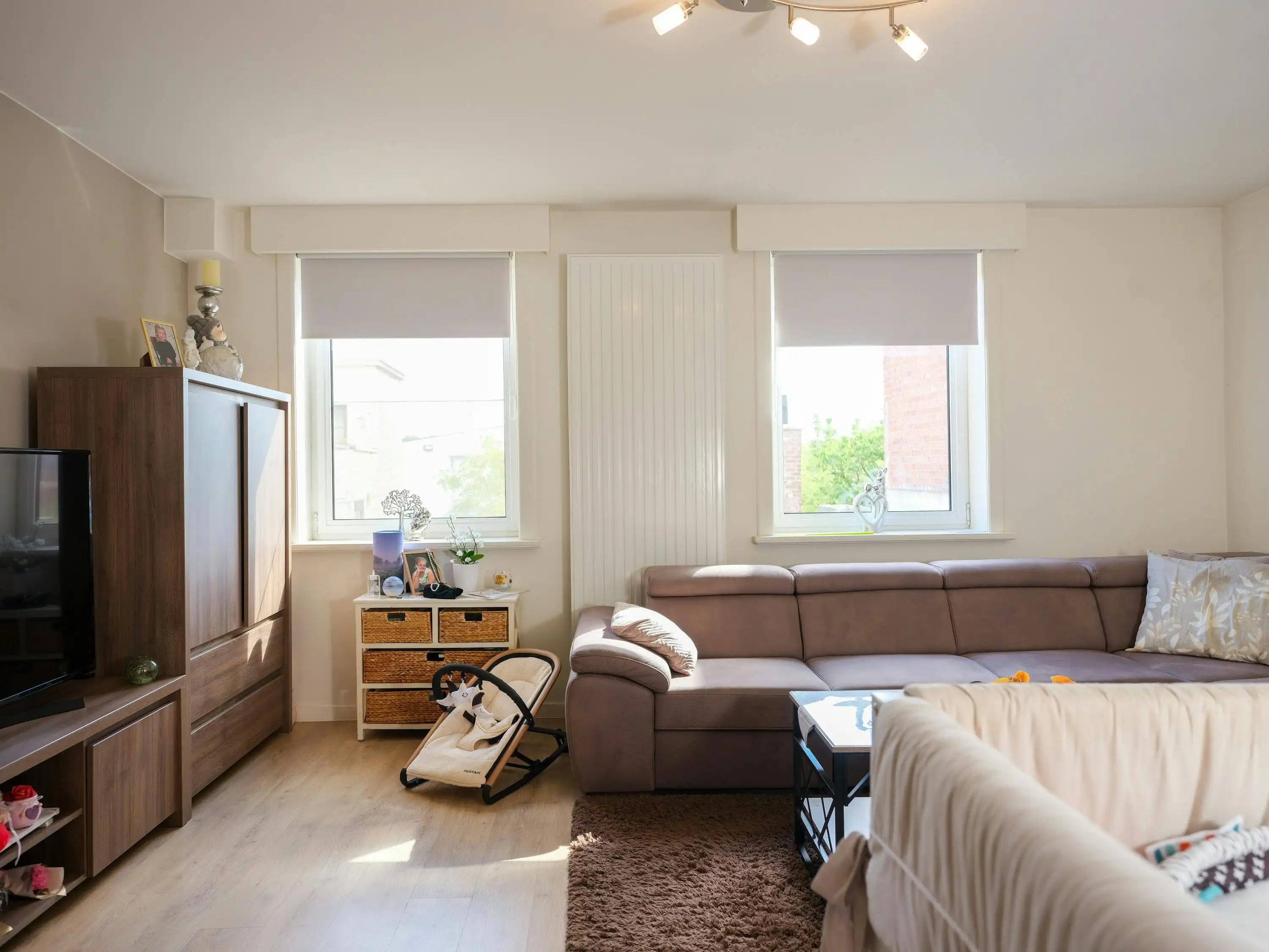 Instapklaar handelspand met woonst te koop op de Boelare in Eeklo foto 5